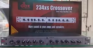 Crossover DBX 234xs