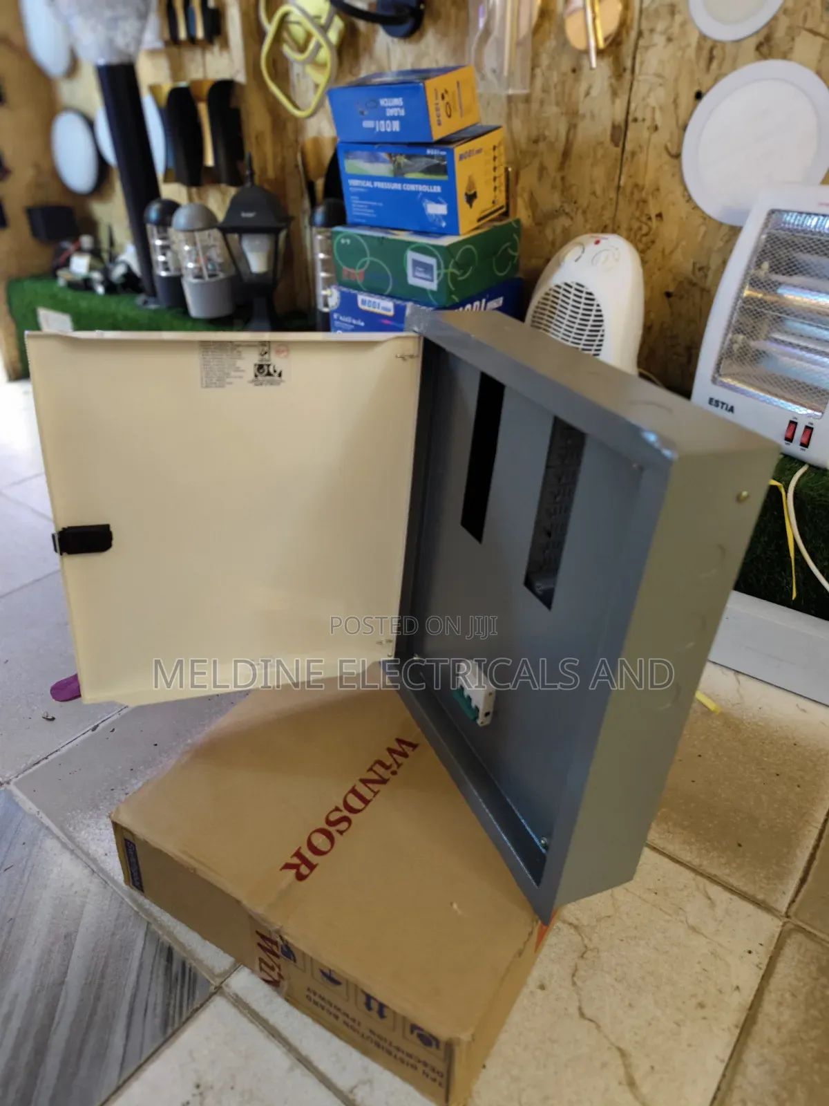 Tronic 6way Distribution Board