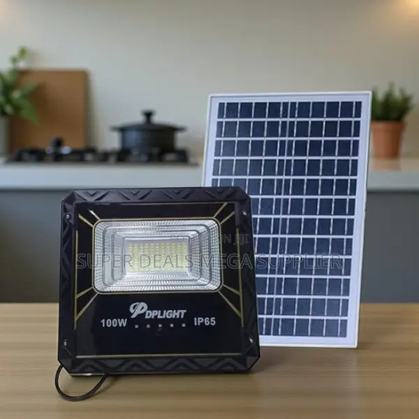 100w Solar Floodlight High Brightness Ip66 Waterproof Outdoor Security