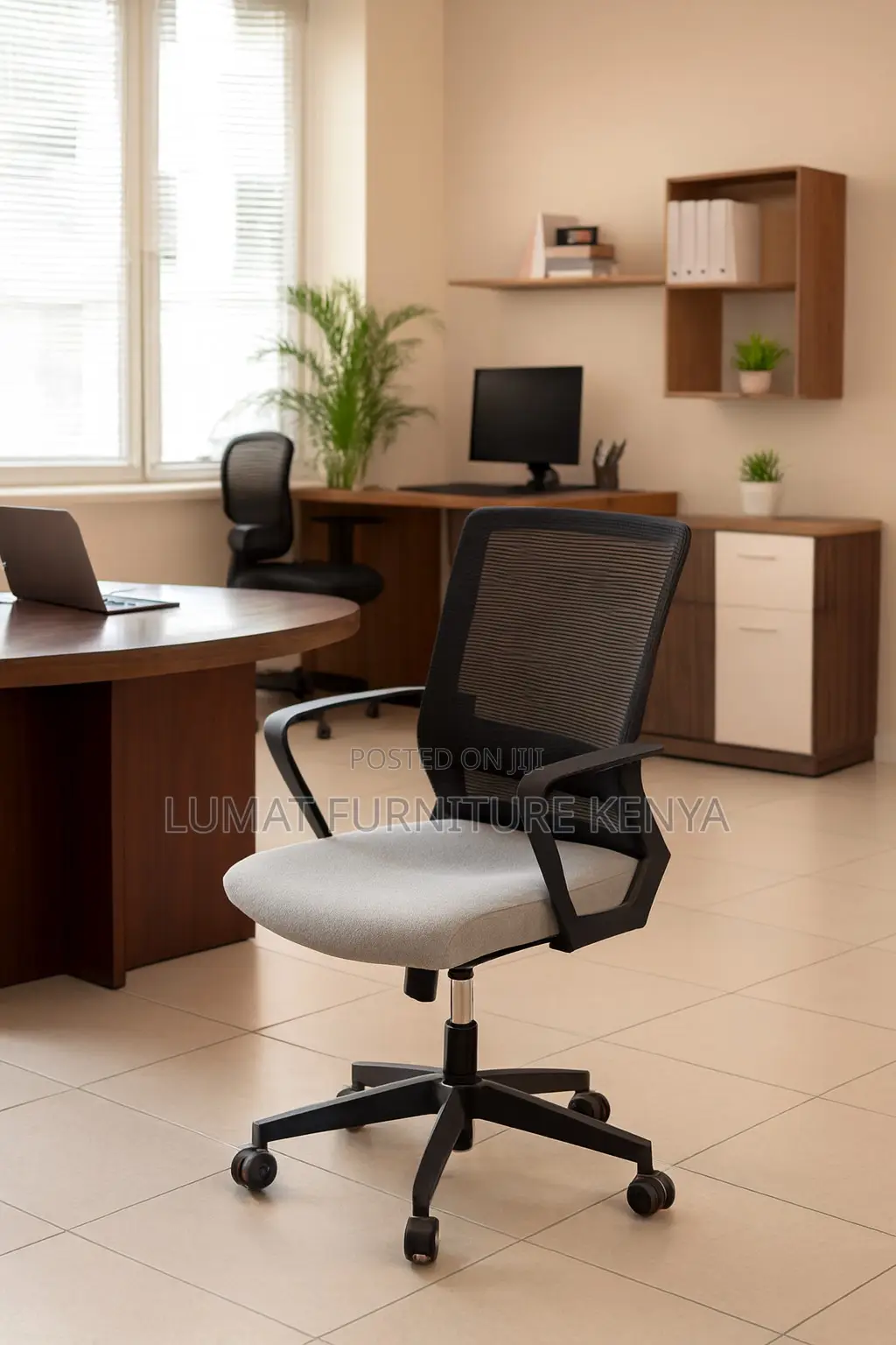 Captain Mesh Ergonomic Office Seat