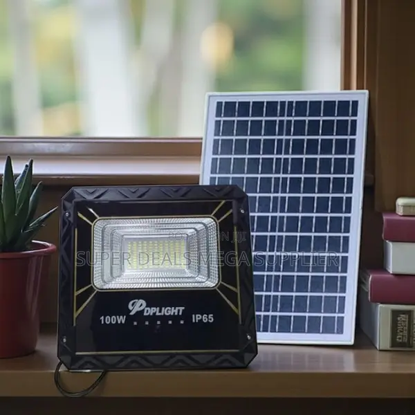 100w Solar Flood Light Rustproof Waterproof Casing Outdoor Security