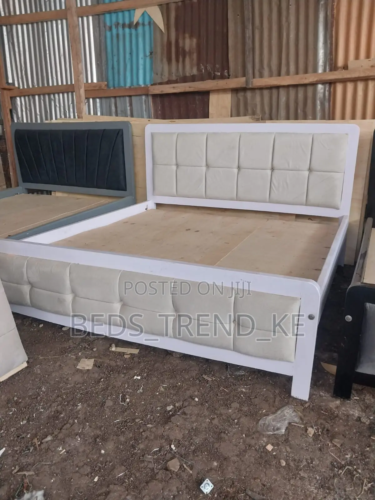 Upholstered Clasy 5 by 6 Mocket Bed