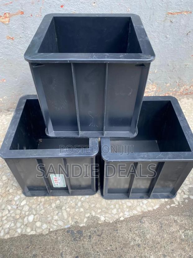 Concrete Cube Moulds - main view