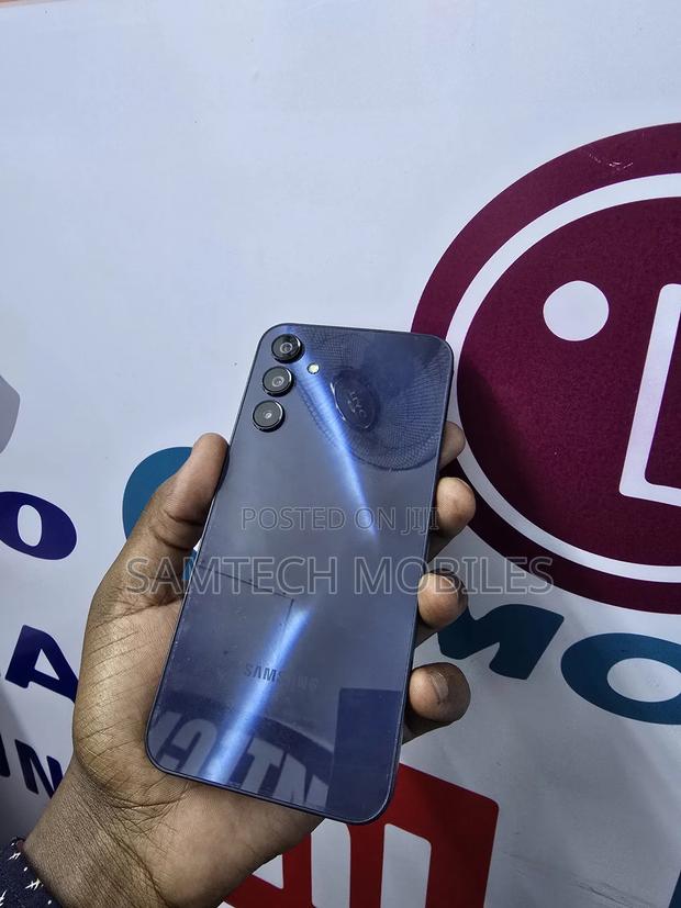 Samsung Galaxy A15 128 GB Gray - main view