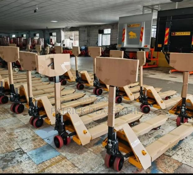 3000kg Pallet Trolley - thumbnail 2