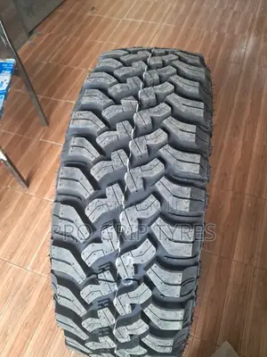 Falken 265/70/17