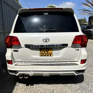 Toyota Land Cruiser 4.6 V8 VX-R 2014 White