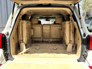 Toyota Land Cruiser 4.6 V8 VX-R 2014 White