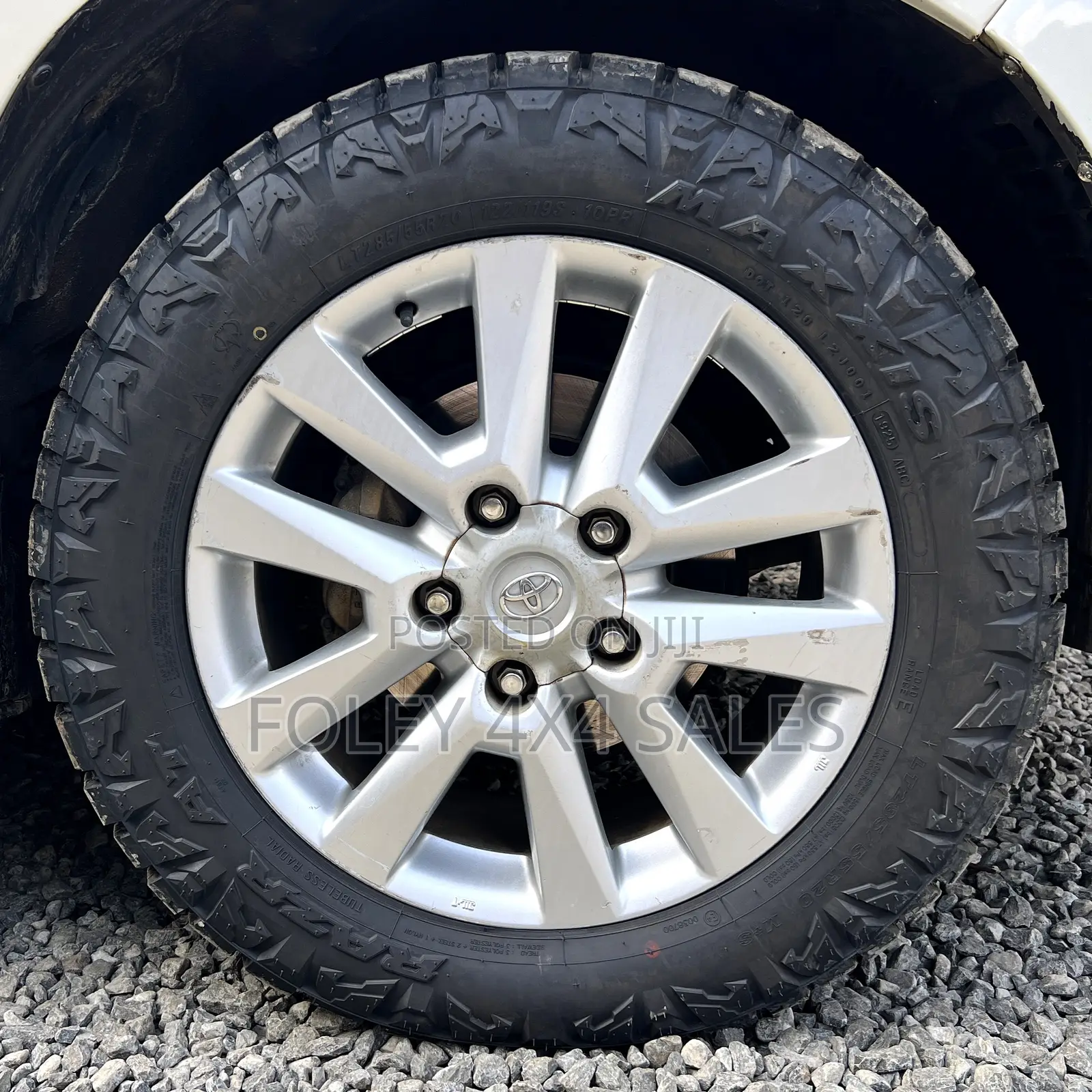 Toyota Land Cruiser 4.6 V8 VX-R 2014 White