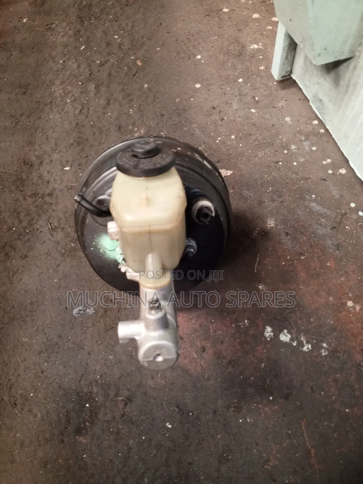 Brake Booster and Master Cylinder Toyota Prado 95