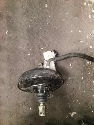 Brake Booster and Master Cylinder Toyota Fun Cargo