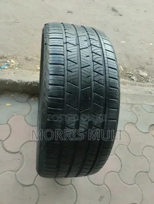 275/40r22 Continental