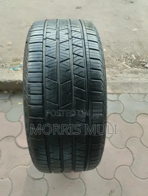 275/40r22 Continental