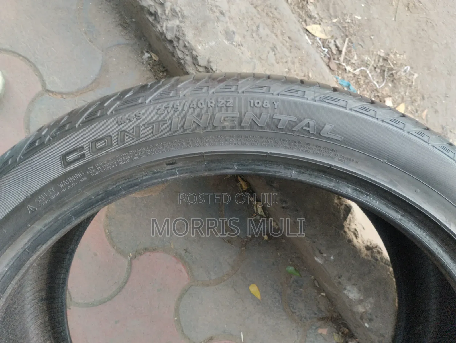 275/40r22 Continental