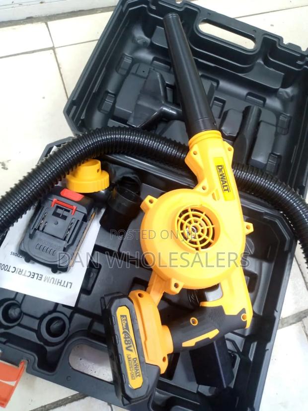 Dewalt Electric Cordless Blower Dust Remover - main view