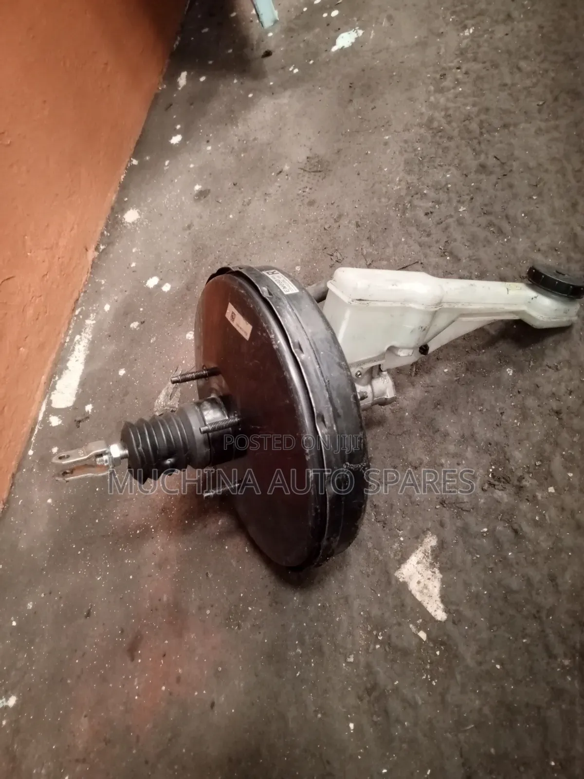 Brake Booster and Master Cylinder Nissan Dualis