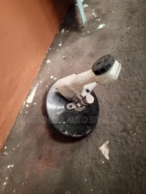 Brake Booster and Master Cylinder Nissan Dualis
