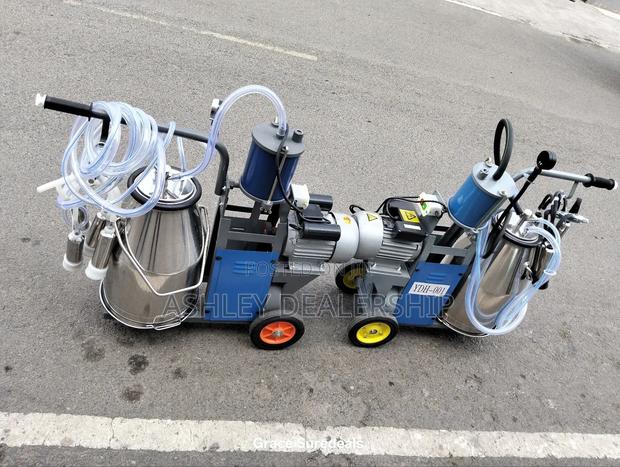 Electric Milking Cow Machine - thumbnail 2