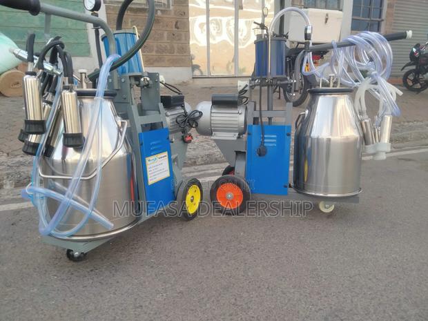 Brand New Milking Machine(One Bucket) - thumbnail 3