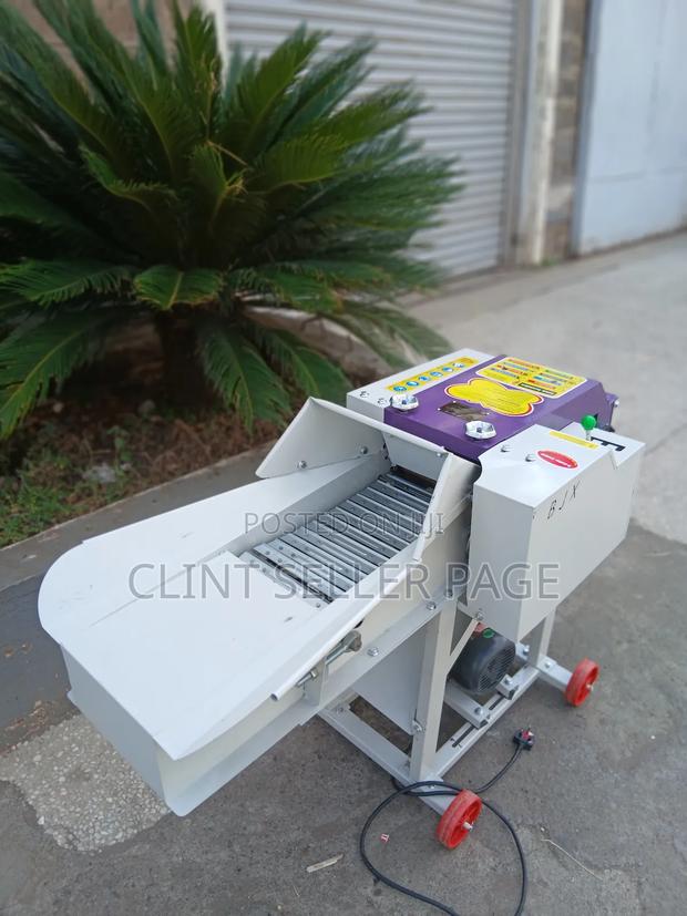 High Speed Chopper For Grinding Feeds - thumbnail 3