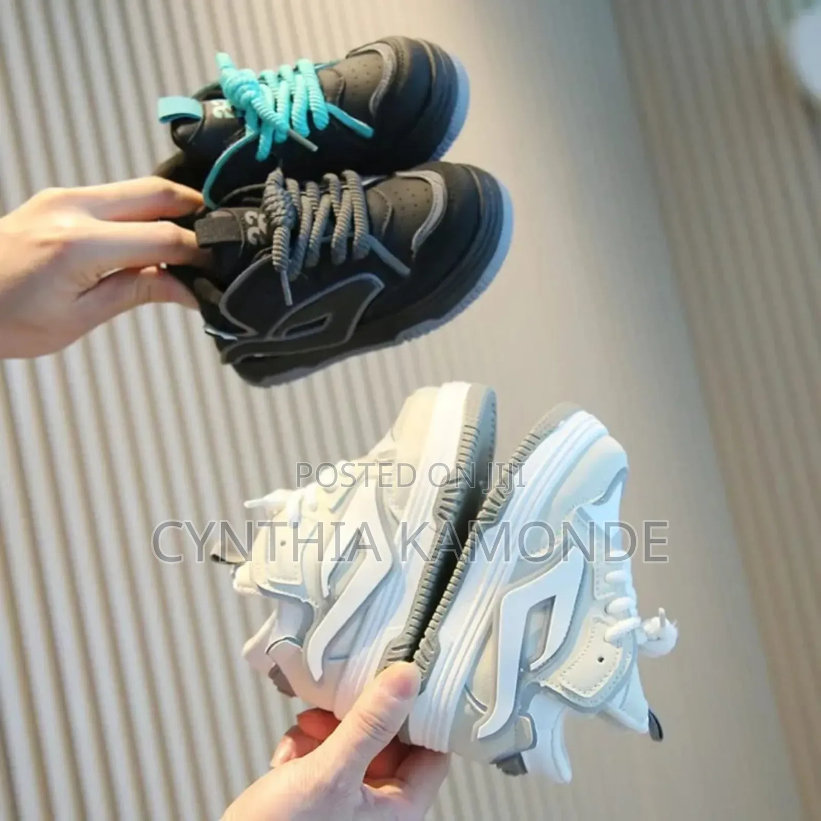 Laces Kids Sneakers