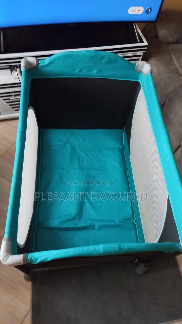 Baby Cot/Playpen - thumbnail 3