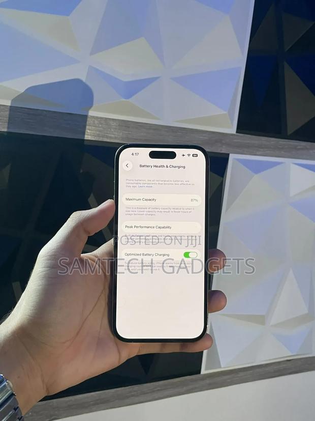 Apple iPhone 14 Pro 128 GB Gold - thumbnail 3