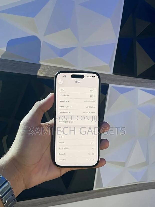 Apple iPhone 14 Pro 128 GB Gold - thumbnail 5