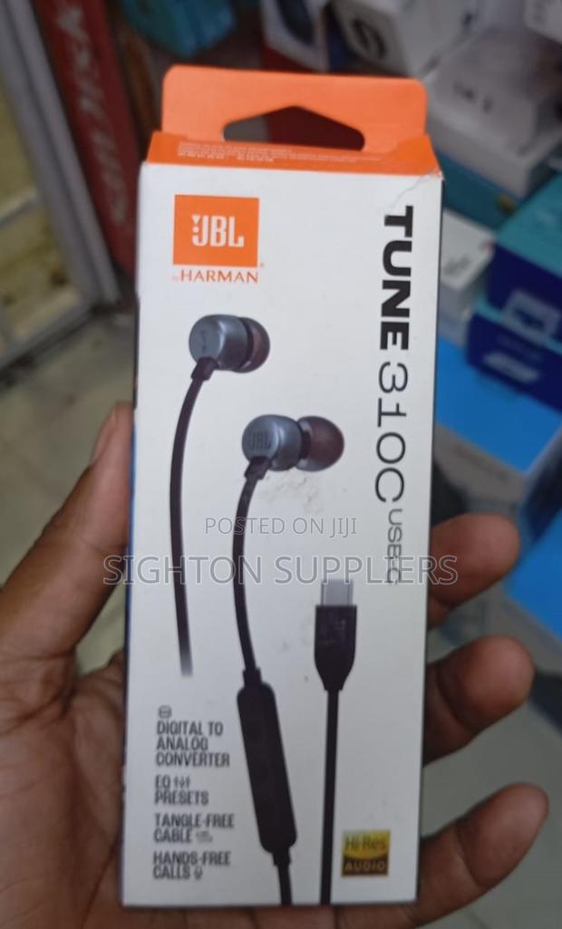 JBL Tune 310c - Wired in-Ear Headphones
