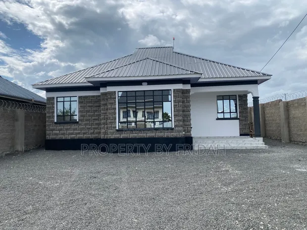 3bdrm Bungalow in Kitengela for sale