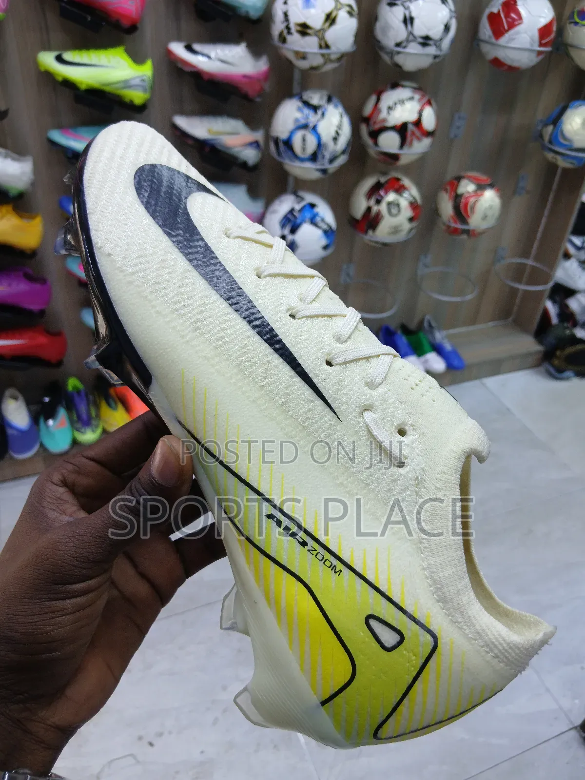 Air Zoom "Cream/Volt Edition" Vapor 15 Elite –Football Boots