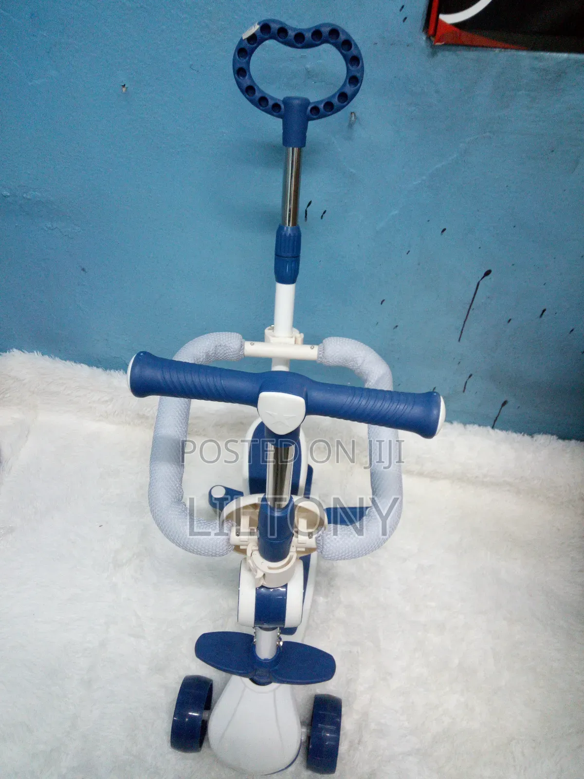 Adjustable Scooter With Push Handle