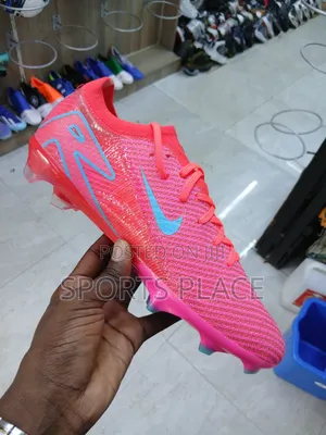 Air Zoom "Pink Neon Nitro" Football Boots Vapor 15