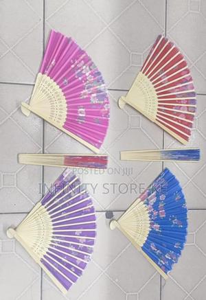 Plastic Folding Fans - thumbnail 2