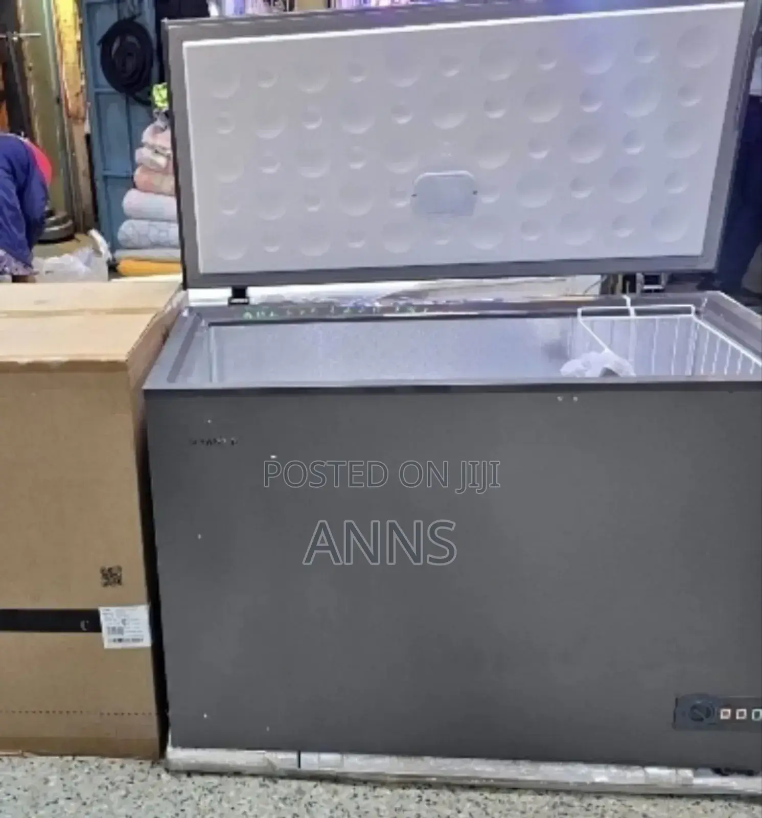 Skyworth 264 Litres Chest Freezer (*Grey)