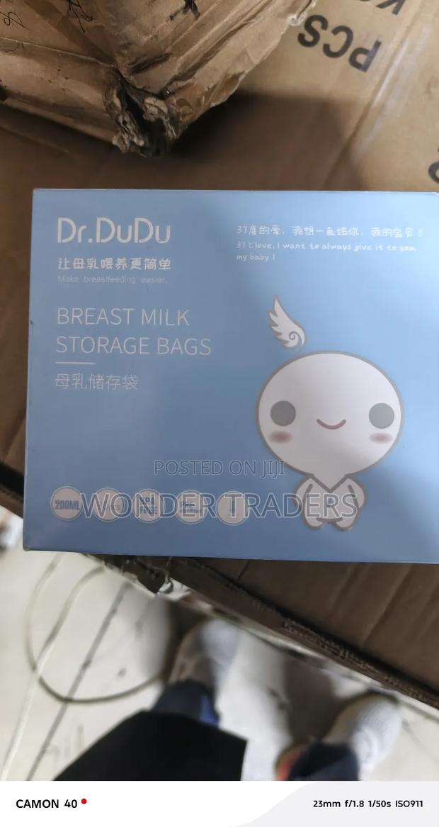 Dr. Dudu Transparent Breastmilk Storage Bag 200ml 30 PCS - main view