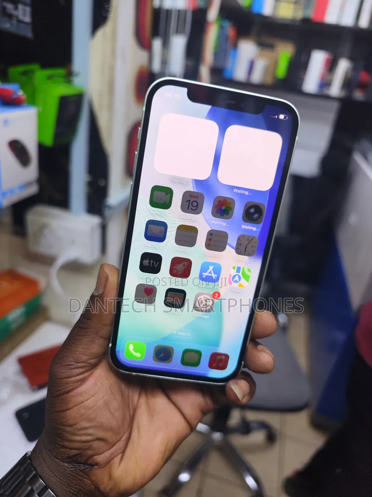 New Apple iPhone 12 128 GB Green