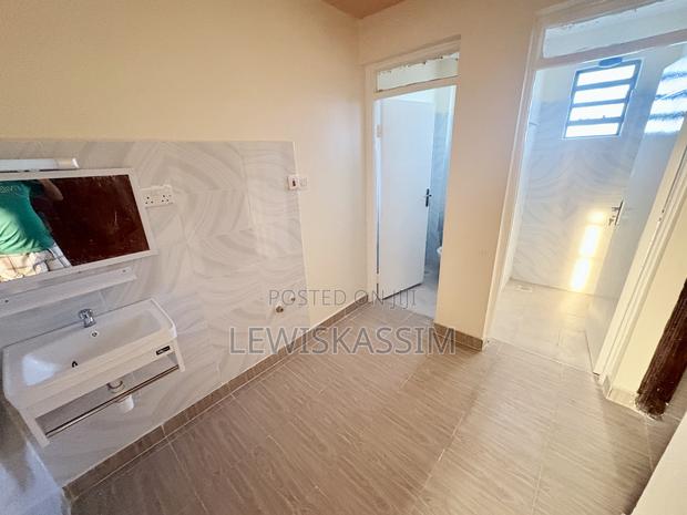 2bdrm Apartment in Tassia for rent - thumbnail 3