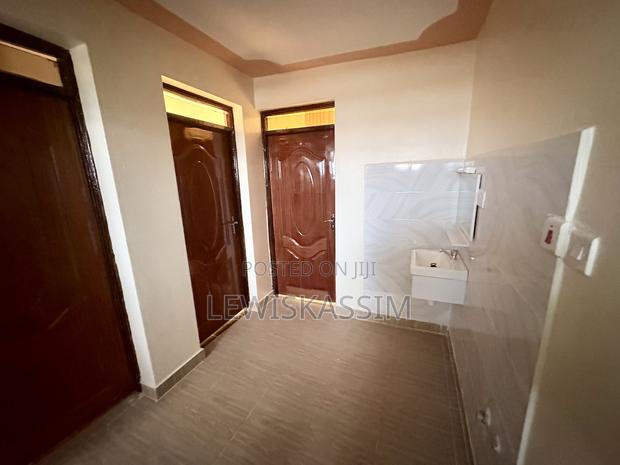 2bdrm Apartment in Tassia for rent - thumbnail 5