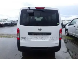 Nissan Caravan (Urvan) 2019 White