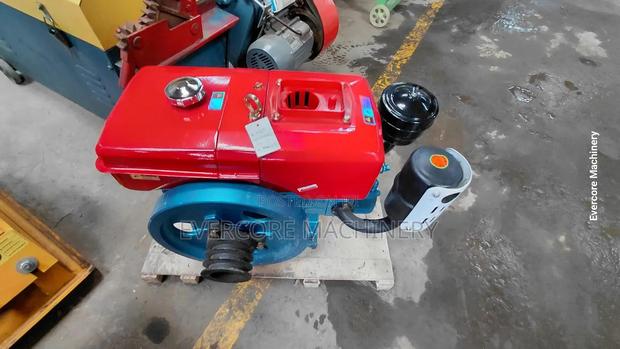 Watercooled Engine 7.5hp Diesel Powered Manual Start. - thumbnail 2