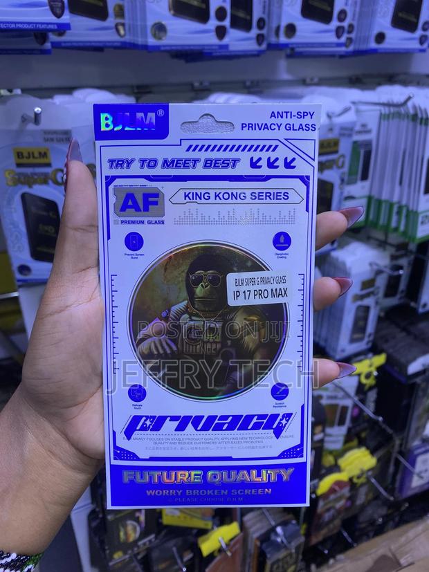 Ceilarv Tempered Glass iPhone 17 Pro Max Privacy Screen Protector - main view