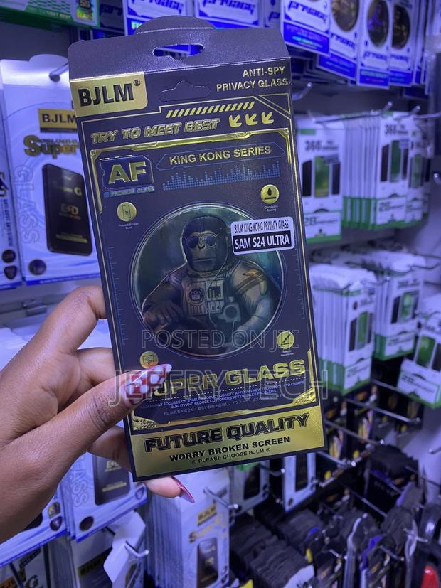 Pacebid Privacy Glass Screen Protector for Samsung Galaxy S24 Ultra - thumbnail 3