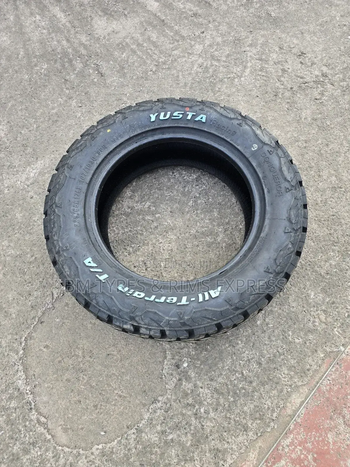 225 /65 R17 Yusta Tyres (All Terrein) Racing.