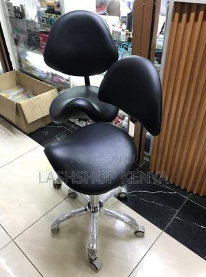 Lash Spa Chair With Wheels - Sandal/Horse Manicure Design