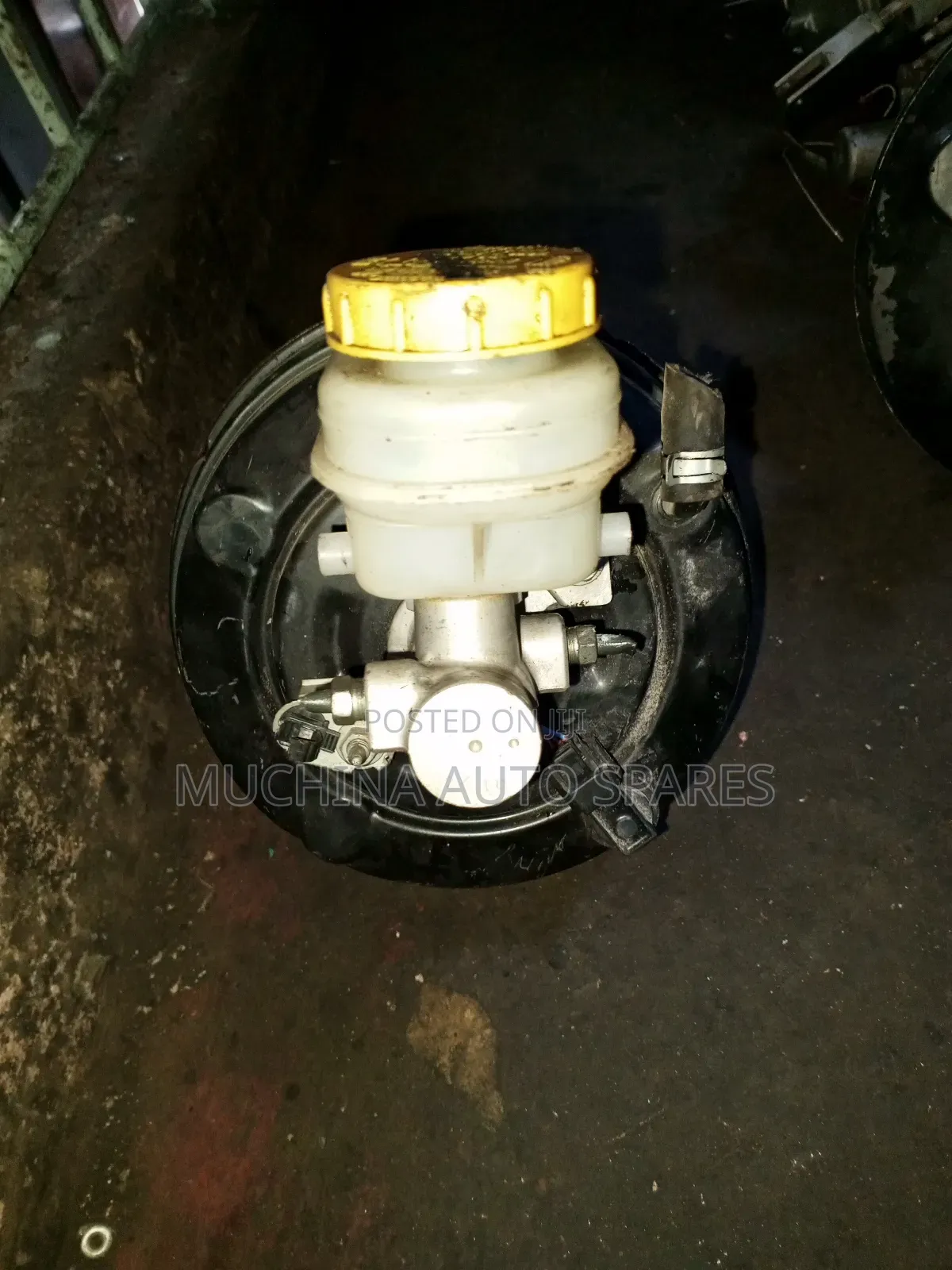 Brake Booster and Master Cylinder Subaru Bs9