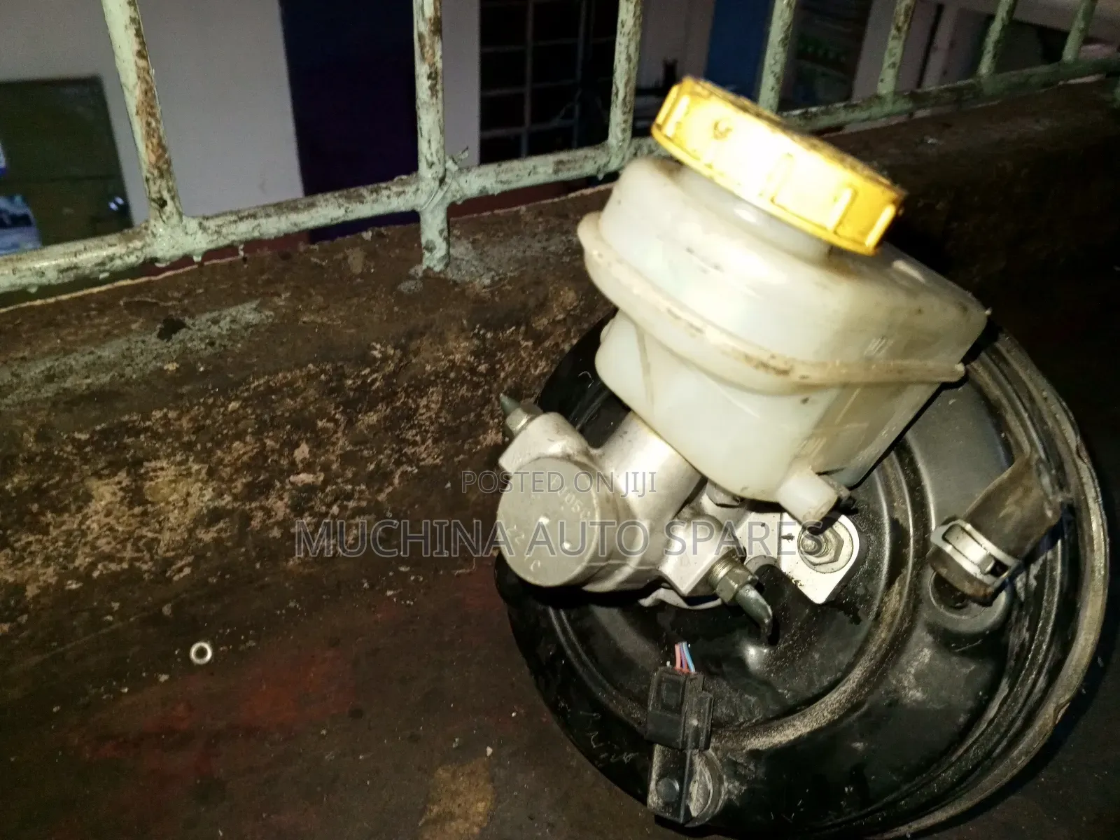 Brake Booster and Master Cylinder Subaru Bs9