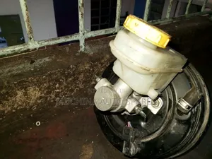 Brake Booster and Master Cylinder Subaru Bs9