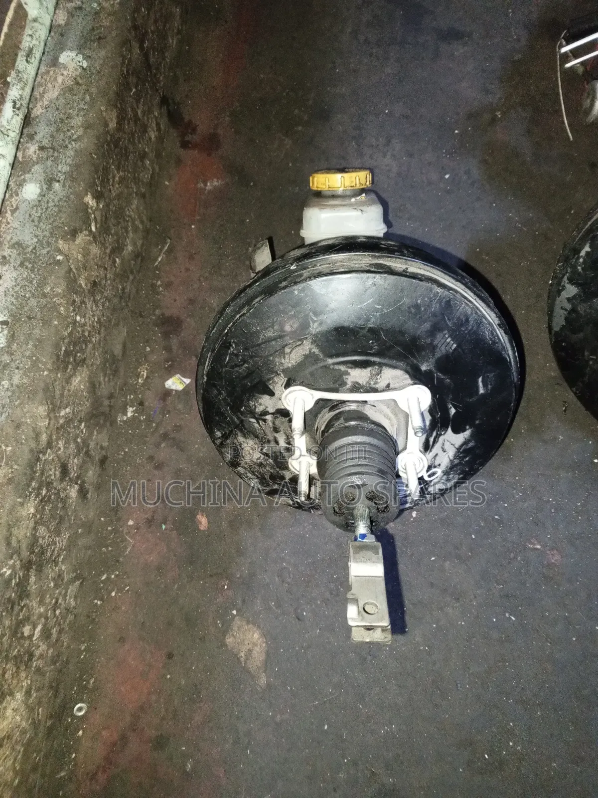 Brake Booster and Master Cylinder Subaru Bs9
