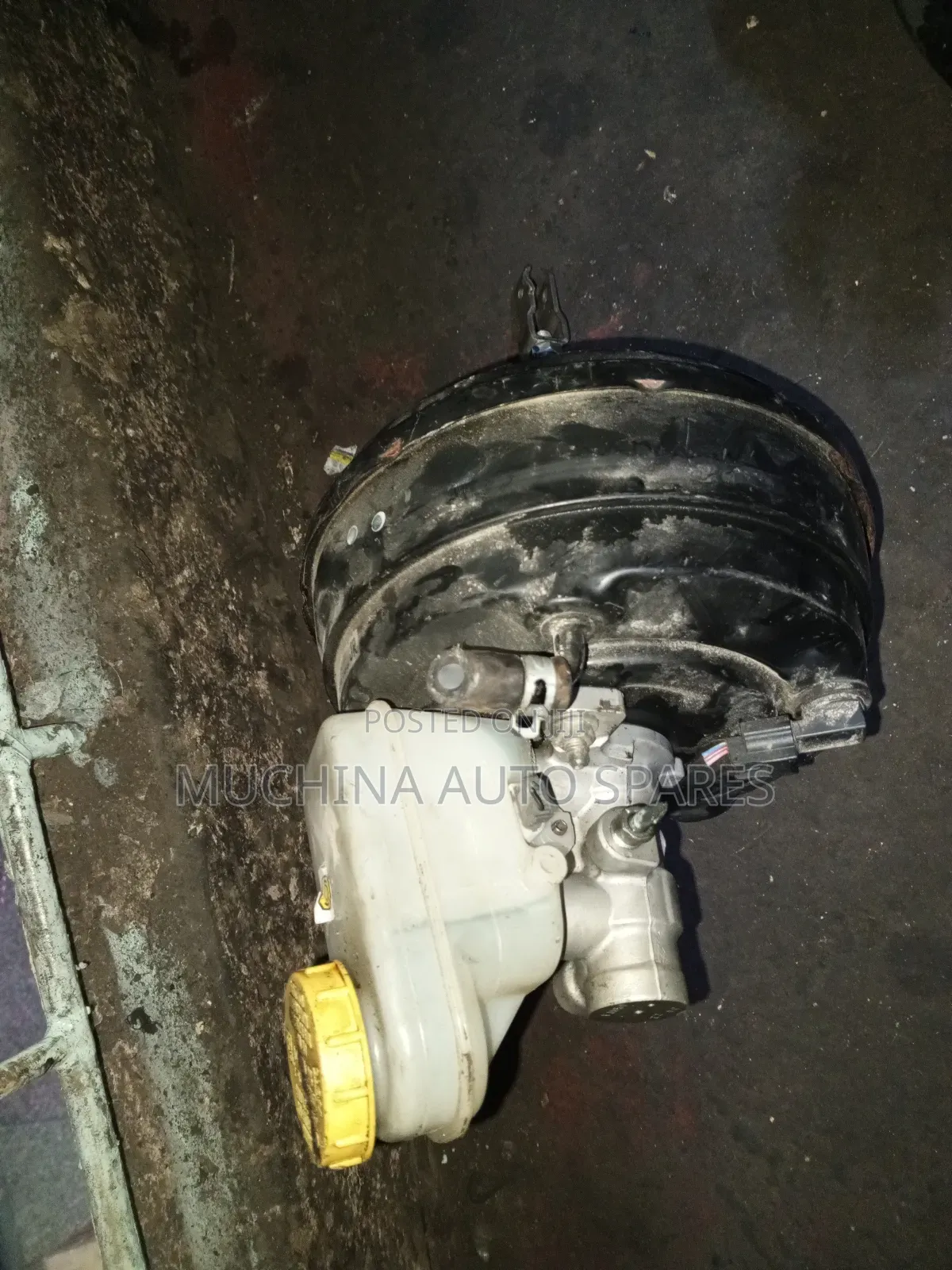 Brake Booster and Master Cylinder Subaru Bs9